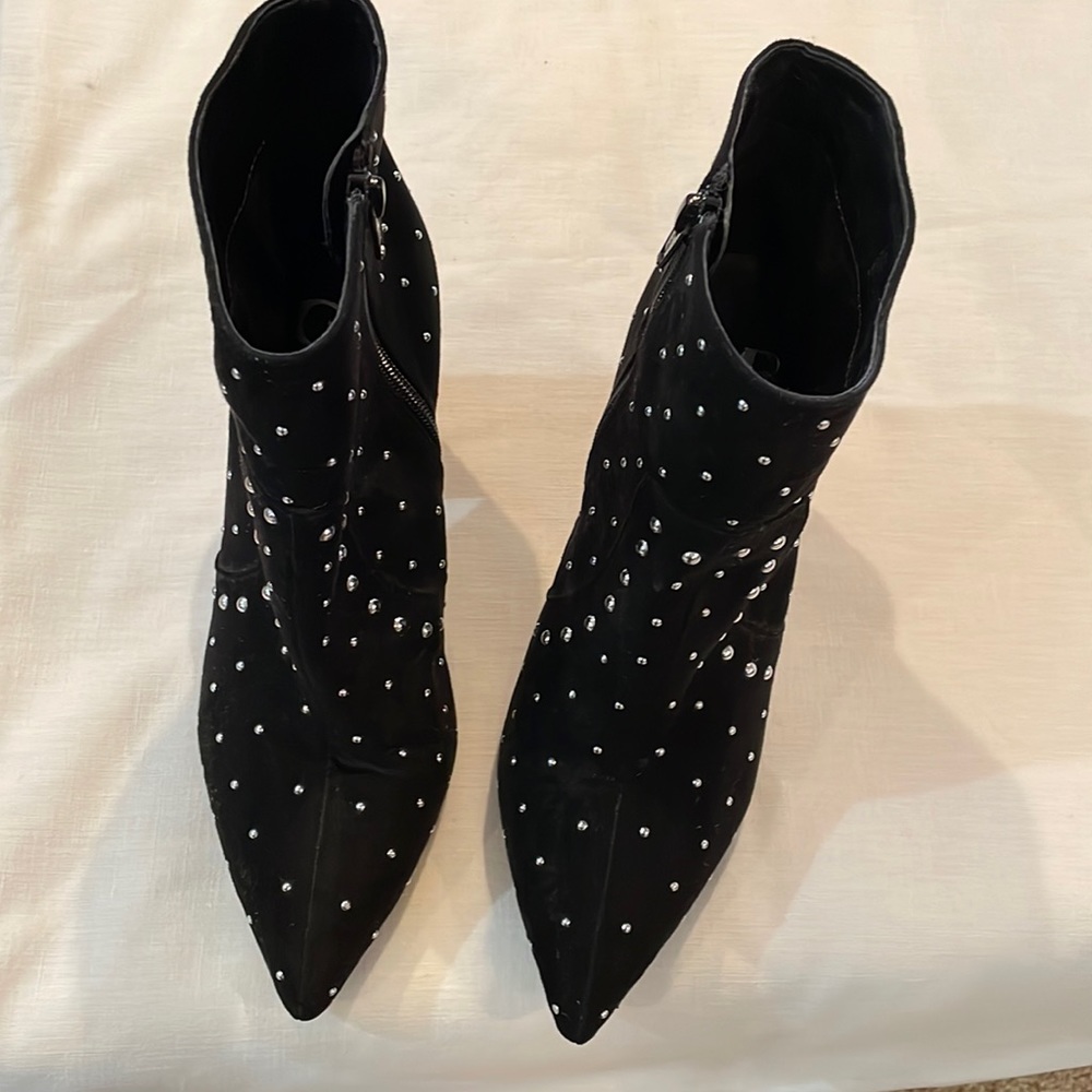 Gianni Bini Black and Silver Studded Ankle Boot Size 7.5 M